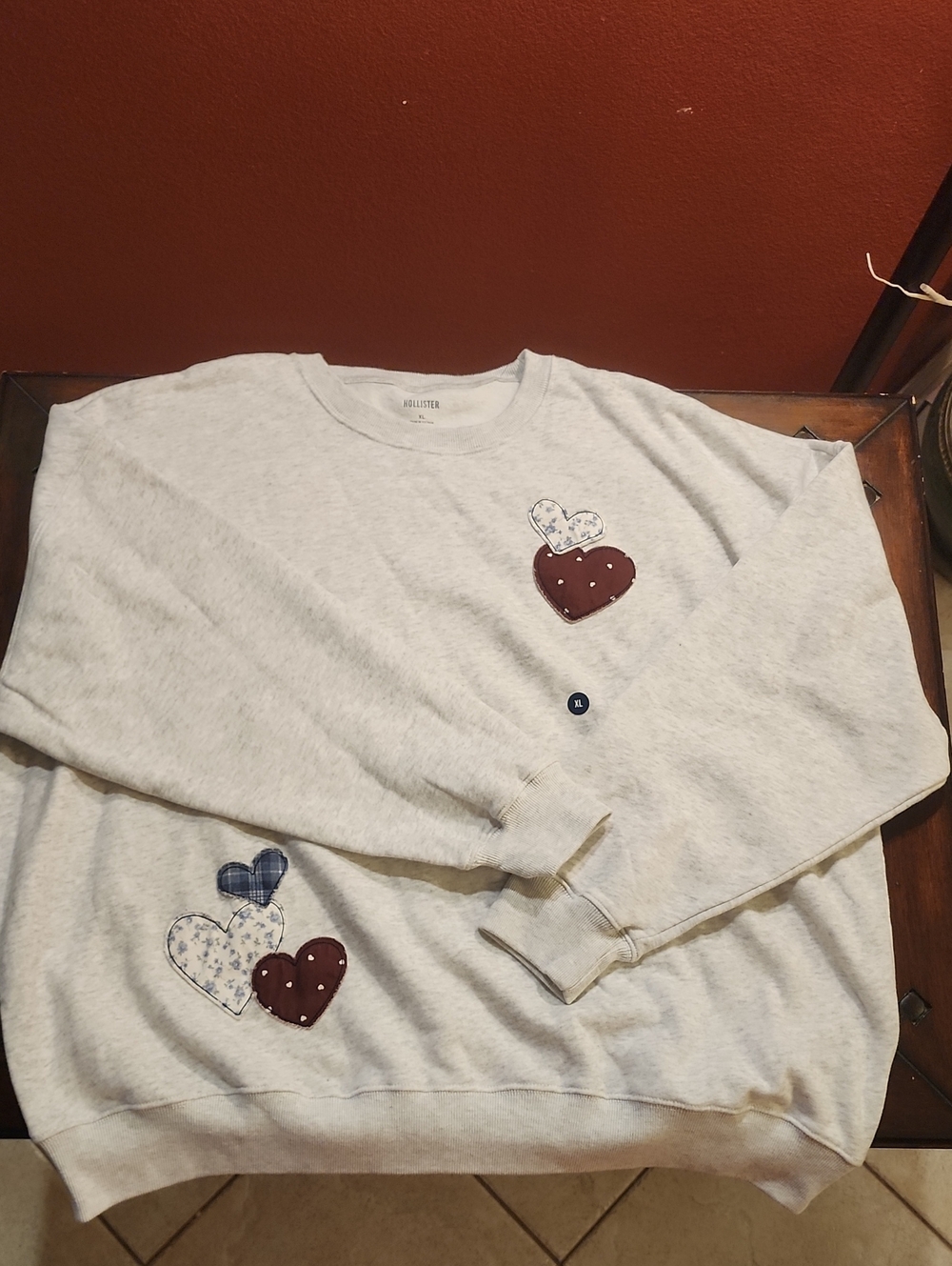 Hollister Pullover Sweattshirt - Size XL
